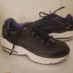 Nike air max 95s purple black size 13c
